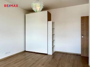 Pronájem bytu 4+kk, Praha - Horní Měcholupy, Modenská, 104 m2