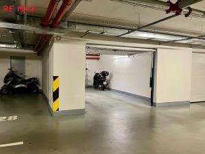 Pronájem bytu 4+kk, Praha - Horní Měcholupy, Modenská, 104 m2