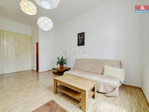 Prodej bytu 2+kk, Cheb, Svobody, 55 m2
