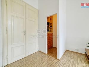 Prodej bytu 2+kk, Cheb, Svobody, 55 m2