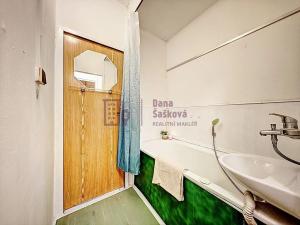 Prodej bytu 2+1, Jindřichův Hradec, sídliště U Nádraží, 49 m2