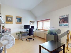 Prodej kanceláře, Praha - Hostivař, Hornoměcholupská, 537 m2