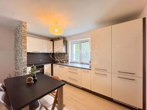 Pronájem bytu 3+kk, České Budějovice - České Budějovice 3, Pražská tř., 71 m2