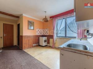 Prodej bytu 3+1, Horní Blatná, Bezručova, 75 m2