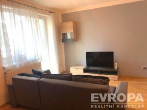 Pronájem bytu 2+kk, Starý Plzenec, Hálkova, 54 m2