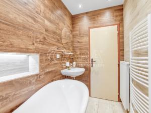 Prodej rodinného domu, Bílá, 142 m2