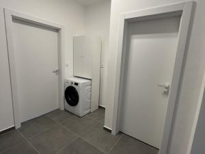 Pronájem bytu 2+kk, Olomouc, Dobrovského, 64 m2
