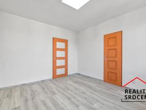 Pronájem bytu 2+1, Karviná, V Aleji, 55 m2