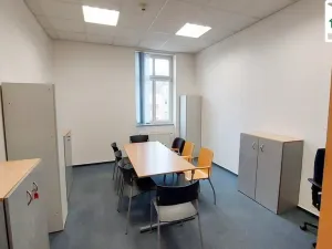 Pronájem kanceláře, Cheb, Májová, 19 m2