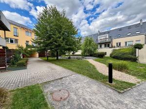 Pronájem bytu 1+kk, Praha, Libušská, 50 m2