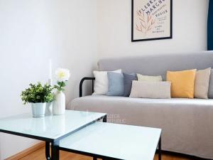 Prodej bytu 1+kk, Praha - Strašnice, Černokostelecká, 33 m2