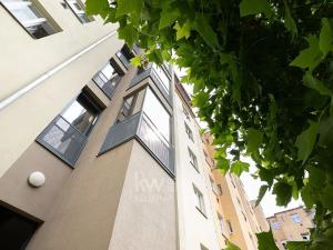 Prodej bytu 1+kk, Praha - Strašnice, Černokostelecká, 33 m2