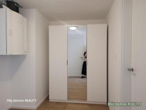 Pronájem bytu 2+kk, Praha - Stodůlky, Hábova, 50 m2