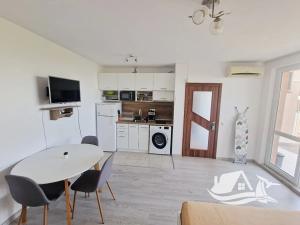 Prodej bytu 1+kk, Bjala, Bulharsko, 54 m2