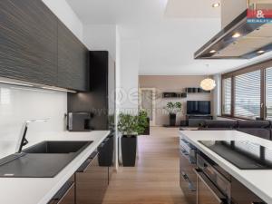 Prodej bytu 2+kk, Praha - Hlubočepy, Devonská, 88 m2