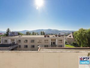 Pronájem kanceláře, Karlovy Vary, Jáchymovská, 25 m2