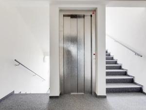 Pronájem bytu 2+kk, Praha - Jinonice, Peroutkova, 32 m2