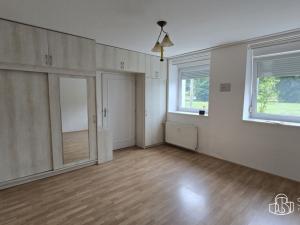 Pronájem bytu 1+1, Dalovice, Pod Parkem, 32 m2