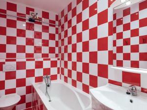 Pronájem bytu 1+1, Praha - Košíře, Nad zámečkem, 32 m2