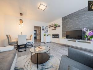 Prodej bytu 3+1, Praha - Modřany, Božetická, 73 m2