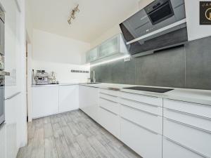 Prodej bytu 3+1, Praha - Modřany, Božetická, 73 m2