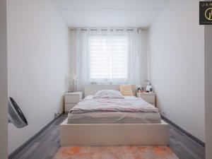 Prodej bytu 3+1, Praha - Modřany, Božetická, 73 m2