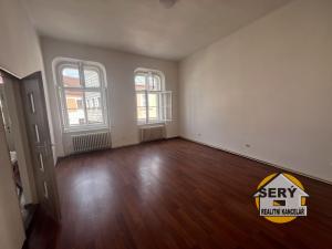 Pronájem bytu 4+kk, Telč - Telč-Vnitřní Město, Palackého, 90 m2