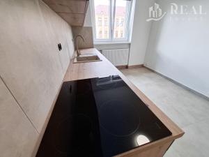 Pronájem bytu 2+1, Chomutov, Fügnerova, 58 m2