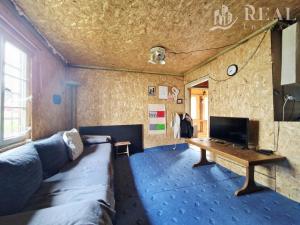 Prodej chaty, Klíny, 294 m2