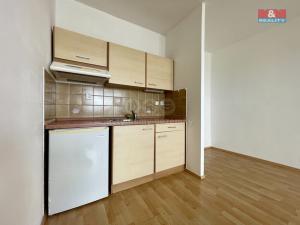 Prodej bytu 1+kk, Praha - Střížkov, Česákova, 28 m2
