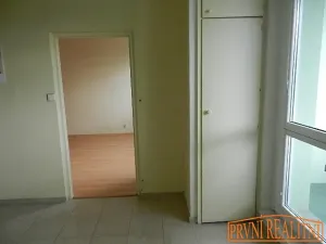 Pronájem bytu 1+1, Uherský Brod, Revoluční, 42 m2