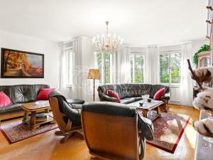 Prodej vily, Nižbor, Nad Sklárnou, 747 m2