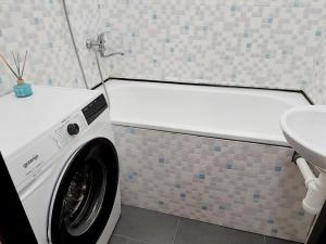 Prodej bytu 2+1, Zubří, Sídlištní, 53 m2
