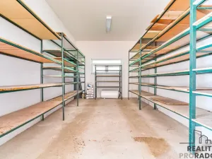 Prodej komerčního pozemku, Ostrava, 1938 m2