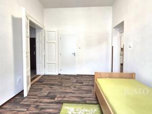 Pronájem bytu 2+kk, Písek - Vnitřní Město, Velké náměstí, 72 m2