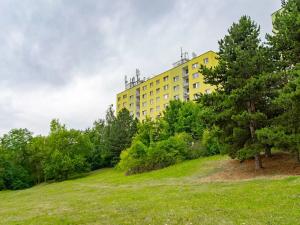 Prodej bytu 3+1, Teplice, Habrová, 77 m2