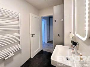 Pronájem bytu 2+kk, Praha - Strašnice, Limuzská, 52 m2