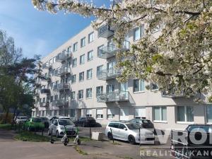 Pronájem bytu 2+kk, Praha - Strašnice, Limuzská, 52 m2