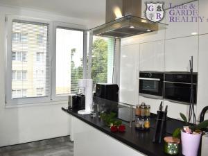 Prodej bytu 2+1, Hluboká nad Vltavou, Fügnerova, 59 m2