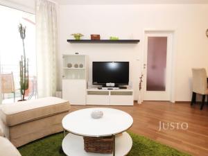 Pronájem bytu 2+kk, Praha - Letňany, Pavla Beneše, 59 m2