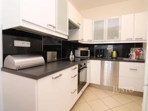Pronájem bytu 2+kk, Praha - Letňany, Pavla Beneše, 59 m2