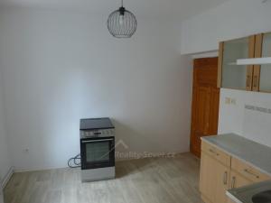 Pronájem bytu 1+kk, Nový Bor, Palackého náměstí, 30 m2