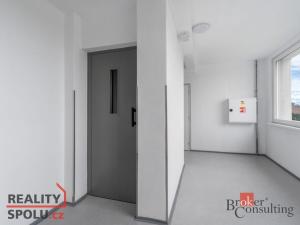 Prodej bytu 2+kk, Praha - Krč, Tavolníková, 41 m2