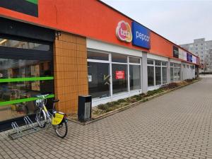 Pronájem obchodního prostoru, Praha - Stodůlky, Prusíkova, 25 m2