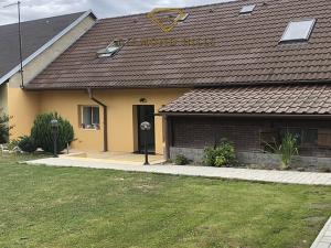 Prodej rodinného domu, Kozojedy, 140 m2