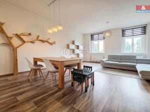 Pronájem bytu 4+1, Cheb, Májová, 117 m2