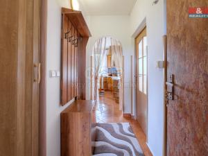 Prodej bytu 3+1, Mašťov, Sídliště, 62 m2
