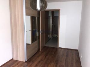 Pronájem bytu 2+kk, Praha, U Hostavického potoka, 51 m2