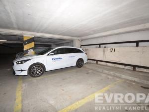 Prodej garážového stání, Praha - Krč, Štúrova, 15 m2