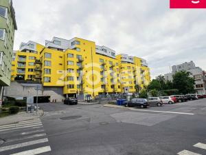 Prodej garáže, Praha - Žižkov, Jeseniova, 12 m2